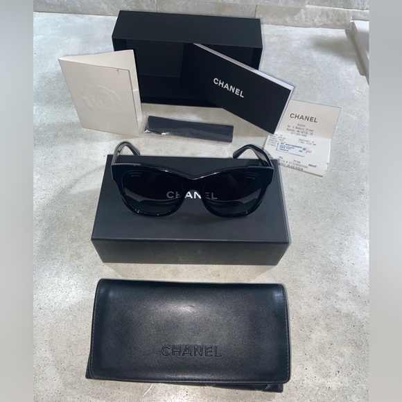 100% AUTH SQUARE CHANEL POLARIZED SUNGLASSES BLACK RECEIPT , CASE , TAG - Picture 10 of 17